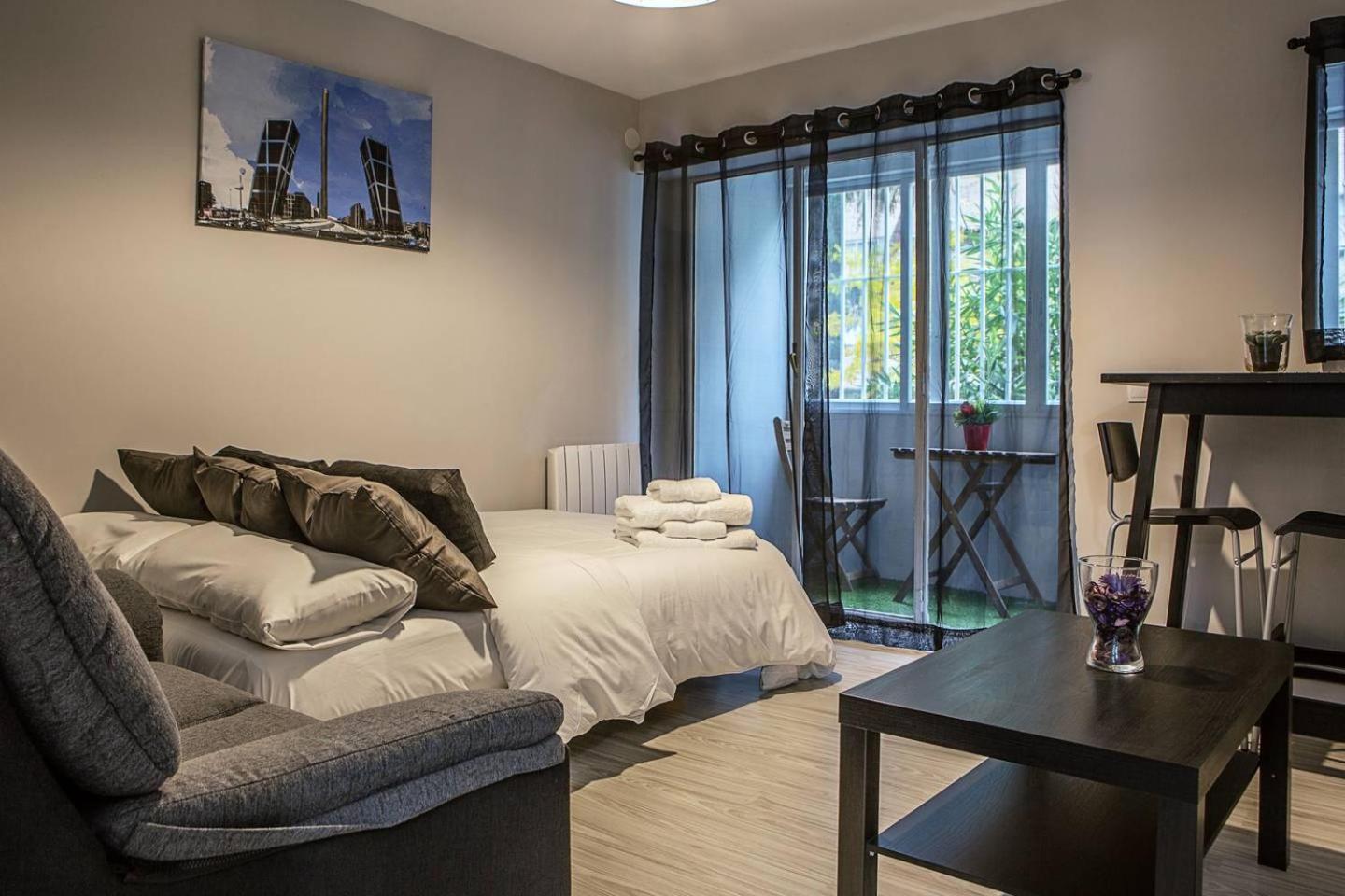 Lovely 3 Bedroom Apartment Next To Fuencarral 마드리드 외부 사진
