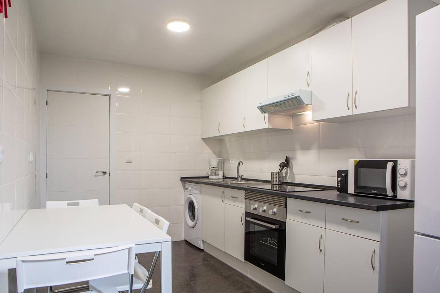 Lovely 3 Bedroom Apartment Next To Fuencarral 마드리드 외부 사진
